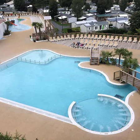 Mobil 6 Personnes Dans 5* *