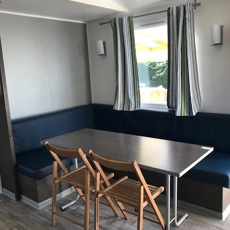 Mobil 6 Personnes Dans 5* Camping Houlgate