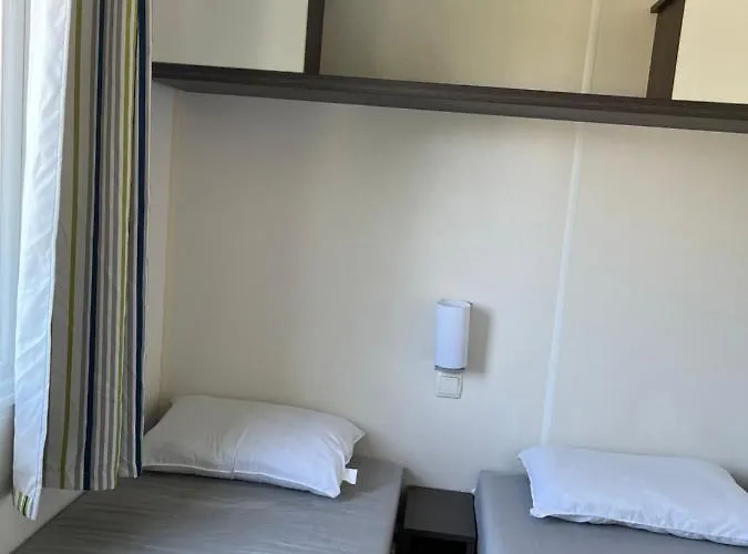 Κάμπινγκ Mobil 6 Personnes Dans 5* Houlgate